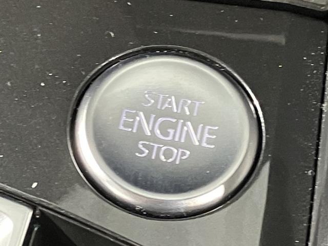 ●Start/Stop●ブレーキを踏みボタンを長押しするだけで、キーの抜き差しなく簡単にエンジンをかける事が出来ます。