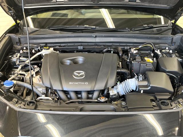 親切・丁寧な専門メカニックスタッフが応対！・車検・点検整備・事故等の修理などアフターサービスも安心。お車のカスタマイズもネクステージのサービススタッフまでご相談ください！