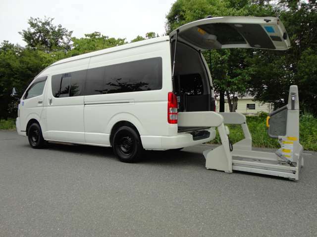 車椅子移動車2基