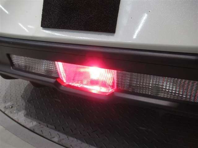 サービス工場完備。車検・メンテもお任せください！