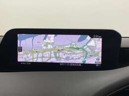 【純正ナビ】専用設計で車内の雰囲気にマッチしたナビが装備されています！利用時のマップ表示は見やすく、いつものドライブがグッと楽しくなります！