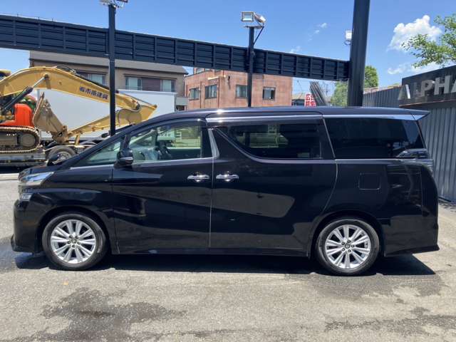 メール、お電話にてお気軽にお問い合わせください！当社スタッフがお車の事分りやすくご説明させていただきます！お電話はこちら！ TEL:043-215-0555 までご連絡ください！
