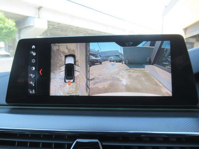 バックカメラ・360度カメラ搭載で駐車が苦手な方や狭い所での駐車も安心です♪