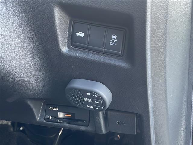 店舗にて現車の確認もいただけますので、お電話で在庫のご確認の上、是非ガリバー黒部店までご来店くださいませ！！！