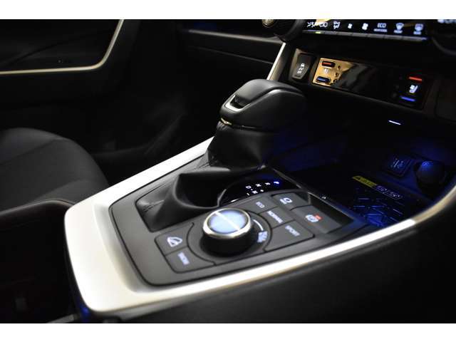 ※納車後，最寄りのディーラーで無料点検はお近くのディーラーで保証ができ安心です