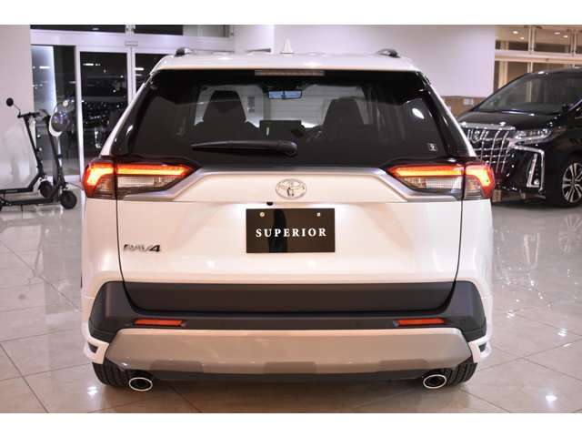 ※ご要望の新車、中古車のカスタムならお任せくださ。.長い経験から熟練なテクニカルサポートができ、丁寧にカスタムできます※046-297-0650