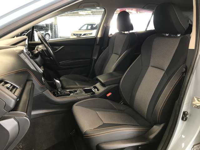 安心のカーライフを迎えて頂くに当たり、納車前点検整備は抜かり無く整備を行わせて頂きます。