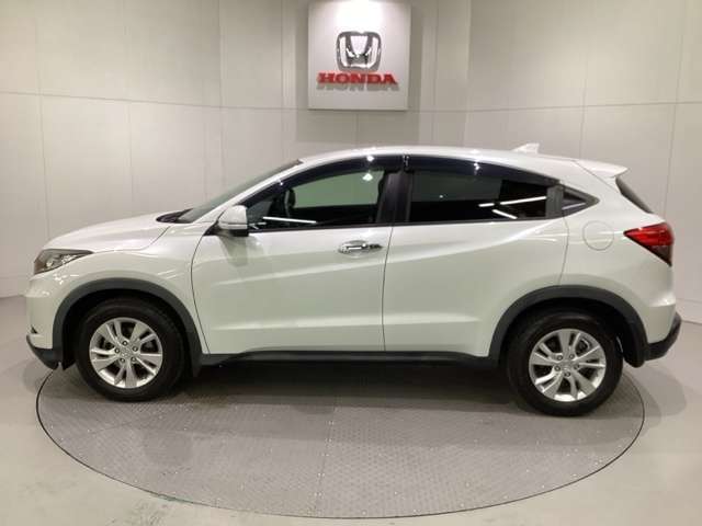 購入後も自社指定整備工場完備でお客様の愛車をしっかりサポート致します！御納車時には安全かつ安心してお乗り頂けるようホンダ専門知識を持つ整備スタッフが点検・整備・装備も説明をしてお渡ししております。