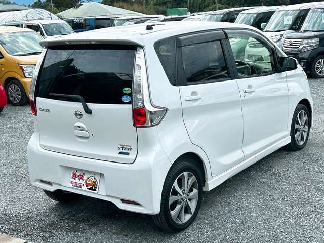 お車のご購入からオイル交換・整備・車検・任意保険・修理・鈑金何でもお任せ下さい！親切・丁寧にご対応致します♪