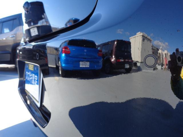 バックソナー装備で駐車も安心です