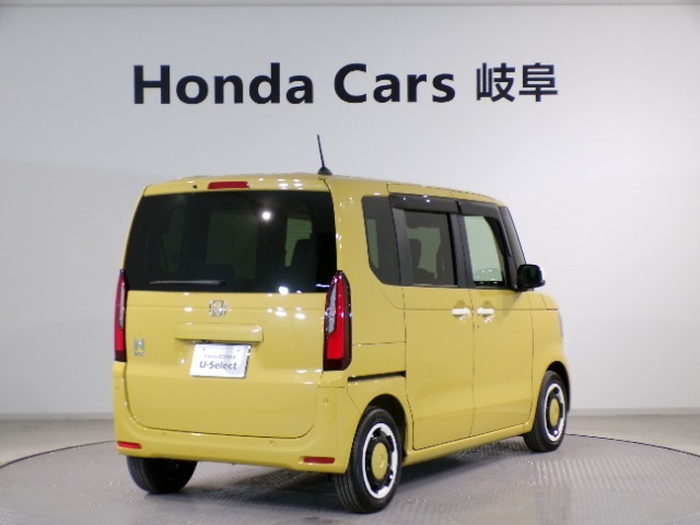 【点検整備】ご納車時には納車点検実施いたします。指定交換部品（エンジンオイル、オイルエレメント、ワイパーゴム）新品交換致します。その他必要交換部品は点検時交換致します。