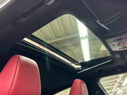 【サンルーフ】人気メーカーオプション。開放感溢れる車内を演出します☆
