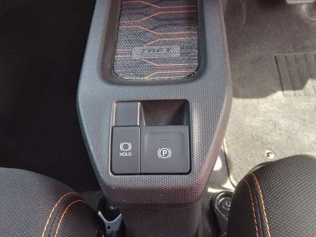 電動パーキングブレーキになります。