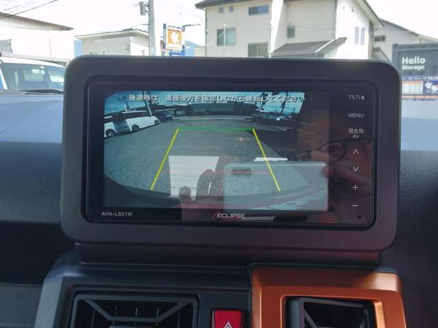 バックカメラがついているので、駐車も安心。
