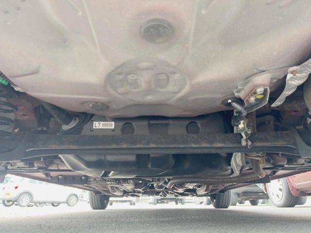 下回りがきれいなうちに、防錆加工の施工がオススメ。降雪地域はもちろん、沿岸部にお住いの方や、趣味でマリン・ウィンタースポーツをされる方に大変好評いただいております。