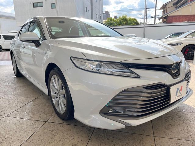 大好評のボディコーティング「弾スプラッシュコート」もご納車までに施工可能。通常のガラスコートと異なる、耐久年数6年の無機質ガラスコーティングが、ボディをキレイな状態に保ってくれます。