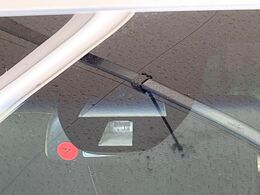 【シティブレーキアクティブシステム】低速走行中に前方の車両等を認識し、衝突しそうな時は警報とブレーキで衝突回避と被害軽減をアシスト。より安全にドライブをお楽しみいただけます。
