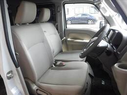 4WD☆ターボ☆ハイルーフ☆純正メモリーナビTV☆Bluetooth☆バックカメラ☆両側パワスラ☆オートステップ☆ドラレコ☆HIDヘッドライト☆LEDフォグ☆オートハイビーム☆シートヒーター☆禁煙車☆