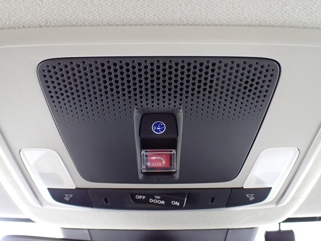 エアバック展開時自動通報や緊急時にボタンひとつで緊急サポートセンターに繋がる『Honda　CONNECT』対応です！詳しくはHondaホームページをご覧ください。