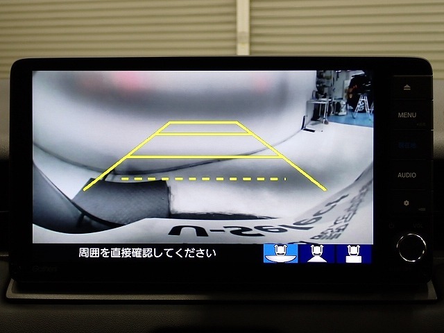 【リアカメラ】3パターンの映像表示で、後方確認をサポート！映像は『ノーマル』『広角』『真上』の3モードから選べます♪