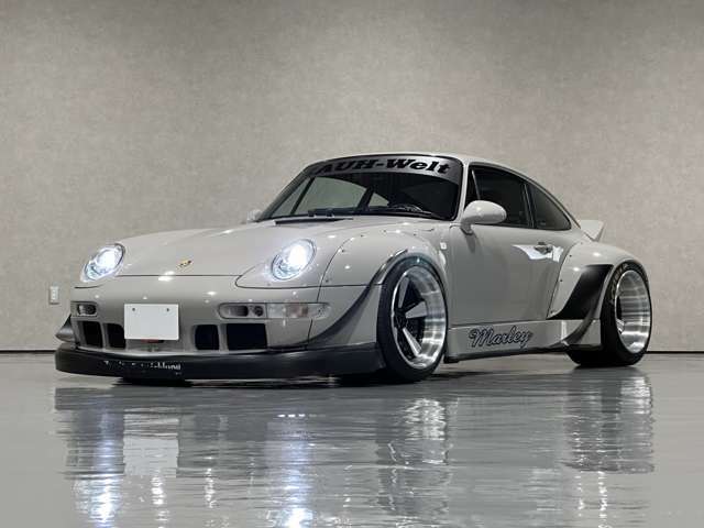 世界でも支持され、日本が誇るポルシェカスタム。RWB　993　Marley　入庫致しました。