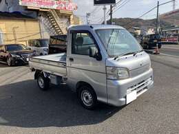 お電話にてお問合せ頂ければ内外装の傷等、詳細情報のご説明も兼ねて画像もお送りさせて頂きますので遠方のお客様にも沢山、ご注文を頂いております！！是非、お気軽にお問合せ下さいませ！！