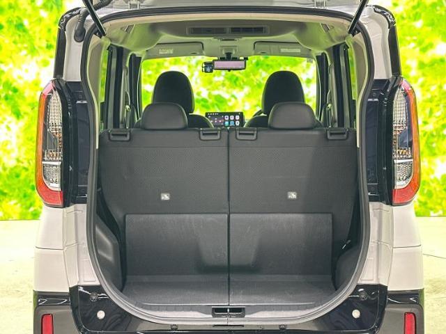 WECARSでは各商談席に大型モニターをご用意しております！見やすい大画面でゆったりと全国の在庫をご覧いただけます！是非ご来店お待ちしております！