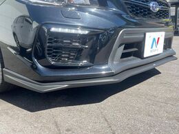 【STIエアロ・LEDライナー】人気のSTIエアロを装備！クルマの外観がよりスタイリッシュになり、街中で存在感あふれる1台に♪将来買い替える時にもリセールに影響しやすく、価値ある人気の装備です！