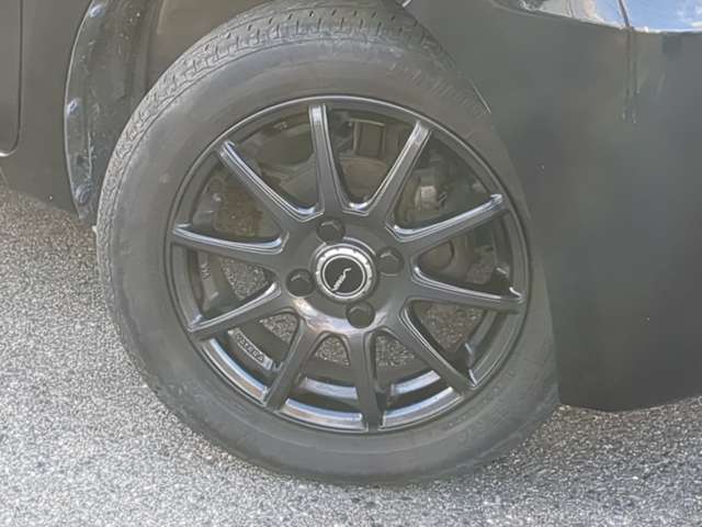 【タイヤについて】アルミホイールや、新品タイヤ、スタッドレスタイヤご相談承ります。