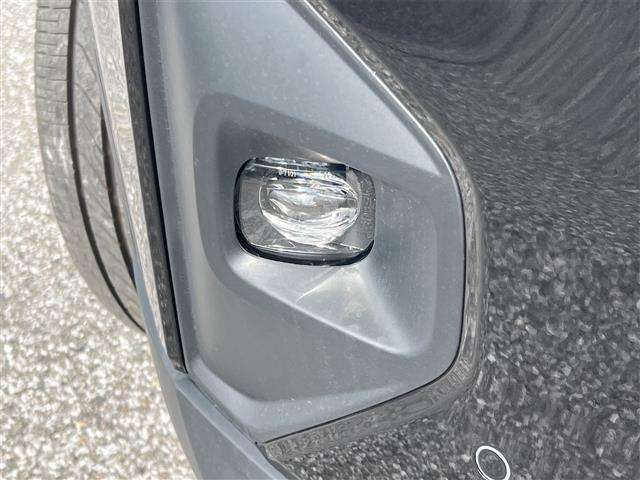 ■□■□■ 万が一のキズヘコミも迅速に対応いたします！！ 自社鈑金工場を持っているので、自社で修理いたします！！ 仲介料がかからないので安いんです！！  ■□■□■