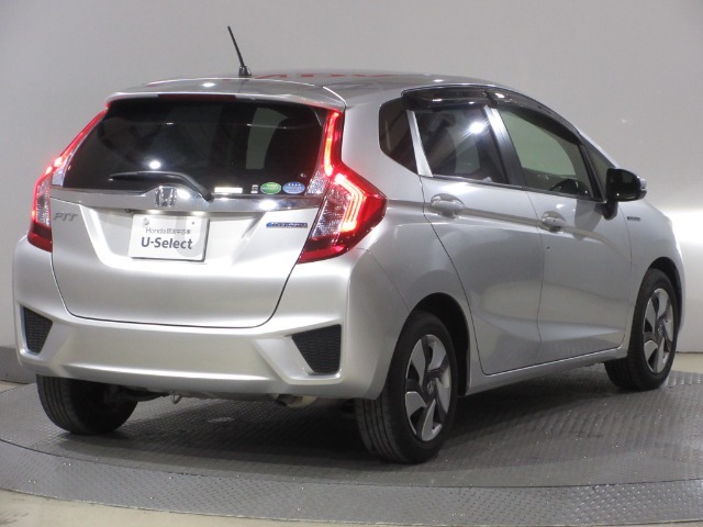 ボディクリーニング後、愛車をピカピカの状態へ保護するコーティング「ブライトパック」がおススメです！水垢がつきにくく、手入れがしやすくなりますよ！いつも愛車をきれいにしておきたい方におススメです。
