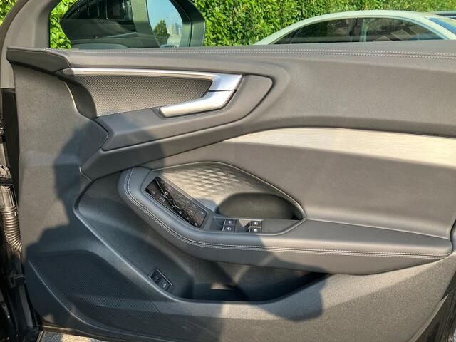 Audi Approved有明店は正規ディーラーであることはもちろんの事、保険代理店でもあります。セールススタッフは保険の有資格者ですので保険のご相談もお任せください。