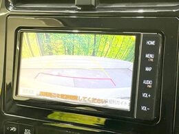 【バックカメラ】駐車時に後方がリアルタイム映像で確認できます。大型商業施設や立体駐車場での駐車時や、夜間のバック時に大活躍！運転スキルに関わらず、今や必須となった装備のひとつです！