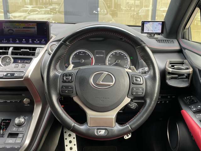LIBERALAは、輸入車選びの新たなスタイルを提案するインポート・セレクト・ブランドです。オーナー様となる方がクルマから直接感じる感性を第一にした、最良の一台との出会いをコーディネートいたします。