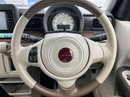 ハンドルの状態が悪いと運転に集中できませんよね。こちらの車、お気軽にお問い合わせください。