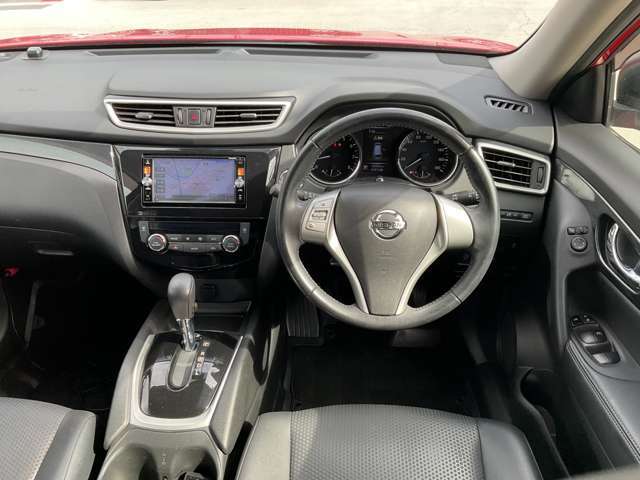 操作しやすいインパネ廻りです