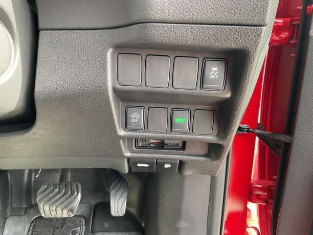 各操作スイッチです。