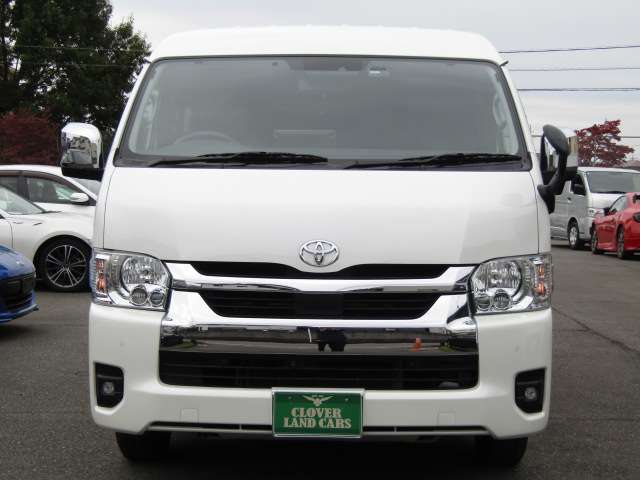 中古車販売における数多くの法令やルールを正しく理解しているのはもちろん、徹底したお客様目線での対応に関する教育研修を修了している為、お客様にとって安心・信頼のお店選びの目印になるものです。