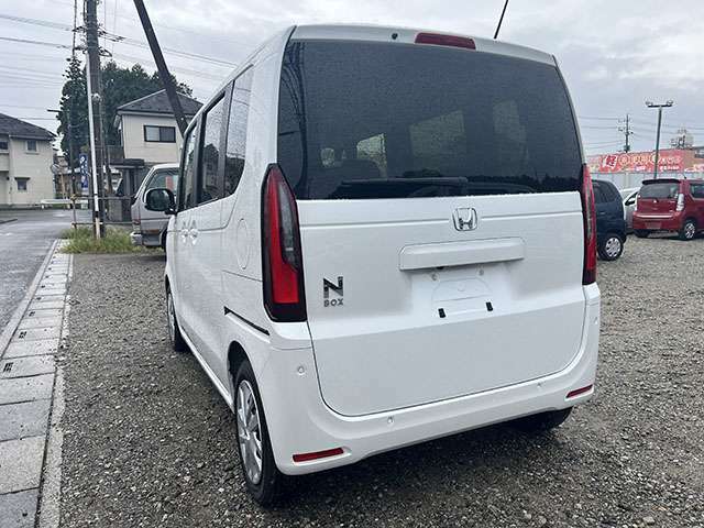 新車～中古車まで幅広く取り扱っております。指定工場完備！車検・鈑金・保険などお車のことは全てお任せください！