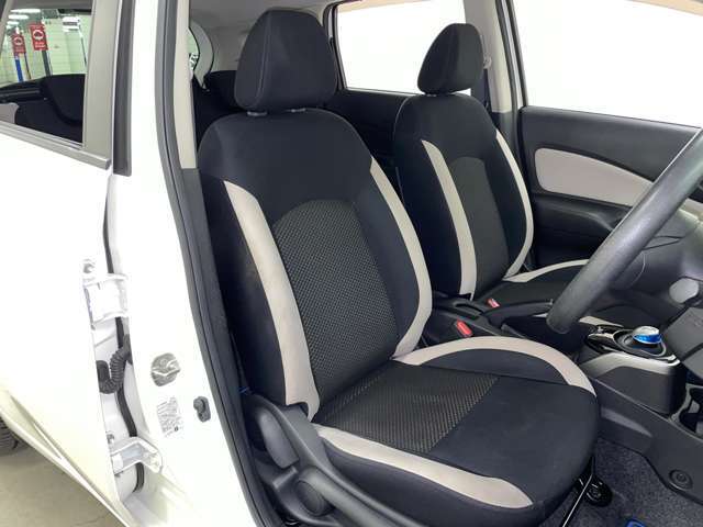 「運転席」シートなどの状態も良く、目立つような傷や汚れはありません！