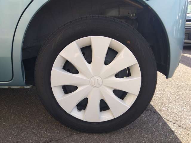☆禁煙車☆走行4.1万KM☆ホワイトルーフ☆メモリーナビ☆TV☆CD＆DVD再生☆USB☆パワースライドドア☆HIDヘッドランプ☆ETC☆アイドリングストップ☆JC08モード燃費29km/リットル☆