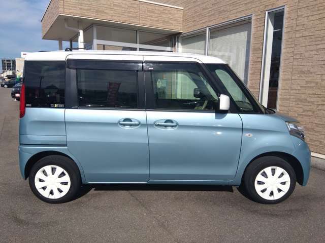 ☆禁煙車☆走行4.1万KM☆ホワイトルーフ☆メモリーナビ☆TV☆CD＆DVD再生☆USB☆パワースライドドア☆HIDヘッドランプ☆ETC☆アイドリングストップ☆JC08モード燃費29km/リットル☆