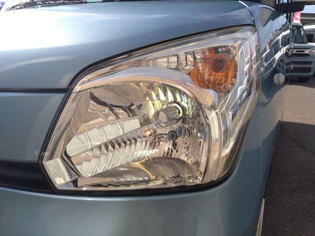 ☆禁煙車☆走行4.1万KM☆ホワイトルーフ☆メモリーナビ☆TV☆CD＆DVD再生☆USB☆パワースライドドア☆HIDヘッドランプ☆ETC☆アイドリングストップ☆JC08モード燃費29km/リットル☆