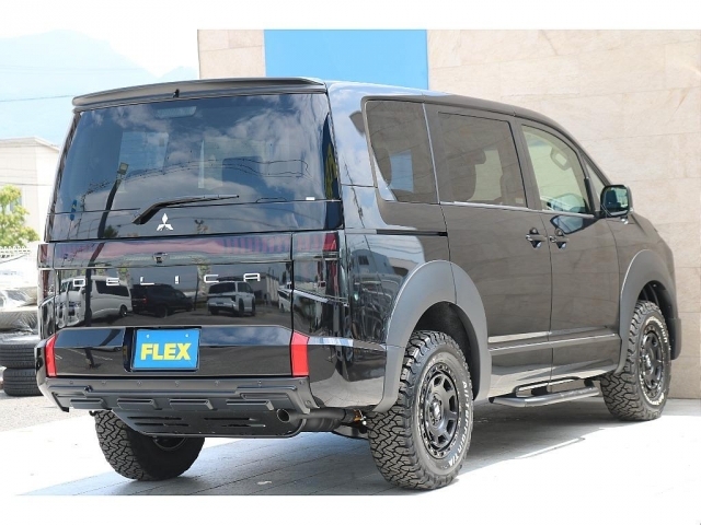 三菱 デリカD：5 2.2 ブラック エディション ディーゼルターボ