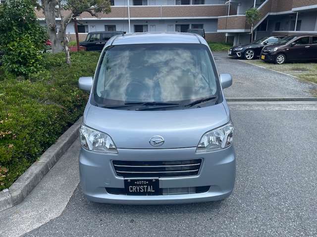 オートクリスタルは全車安いです。しかし誤解しないでくださいね。修復（歴無）車は当たり前　外観は綺麗　車内も綺麗です。全スタッフ総力を挙げて取り組んでおります。まずは通話料無料ダイアル　0078-6002-871157