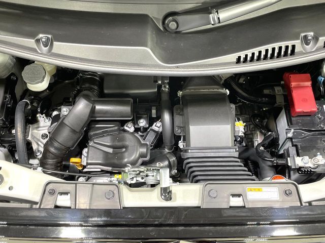 親切・丁寧な専門メカニックスタッフが応対！・車検・点検整備・事故等の修理などアフターサービスも安心。お車のカスタマイズもネクステージのサービススタッフまでご相談ください！