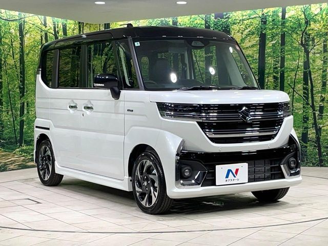 大好評のボディコーティング「弾スプラッシュコート」もご納車までに施工可能。通常のガラスコートと異なる、耐久年数6年の無機質ガラスコーティングが、ボディをキレイな状態に保ってくれます。