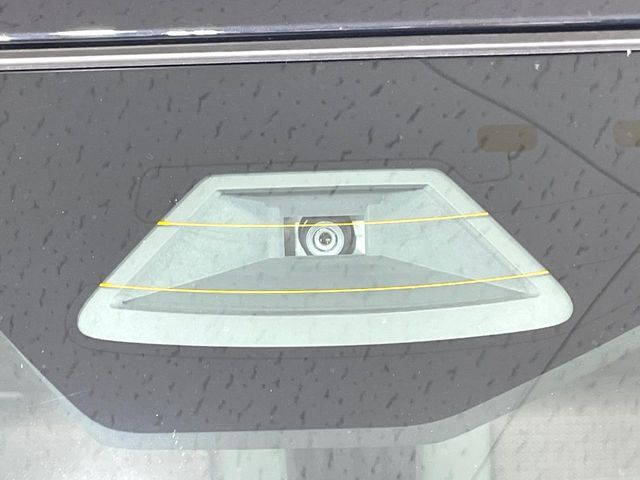 【スズキ　セーフティサポート】走行中に前方の車両等を認識し、衝突しそうな時は警報とブレーキで衝突回避と被害軽減をアシスト。より安全にドライブをお楽しみいただけます。