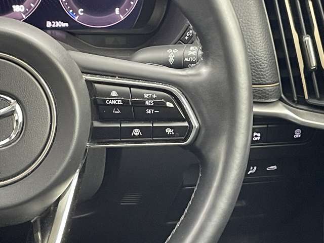 【運転席操作部】快適なドライブを楽しむための機能が装備されています！運転席から触れるので、使いやすいです！除菌プランいれていただくと、さらに清潔で安心していただけます！