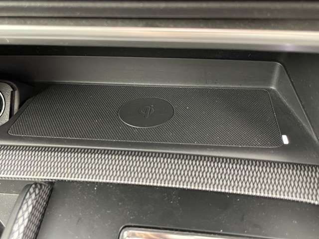 【運転席操作部】快適なドライブを楽しむための機能が装備されています！運転席から触れるので、使いやすいです！除菌プランいれていただくと、さらに清潔で安心していただけます！